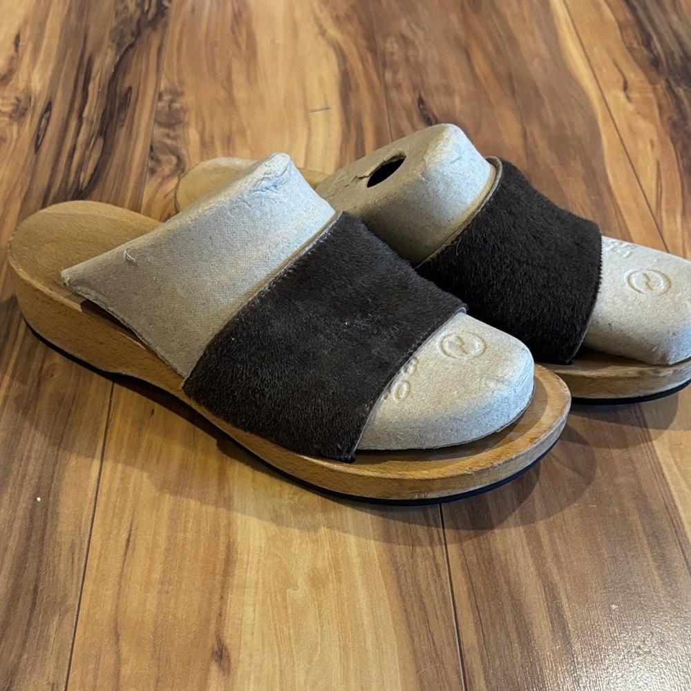 Vintage J. Crew Cowhide Slides